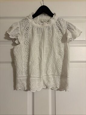 Jennifer & Grace White Cotton Eyelet Flutter Sleeve Blouse Top